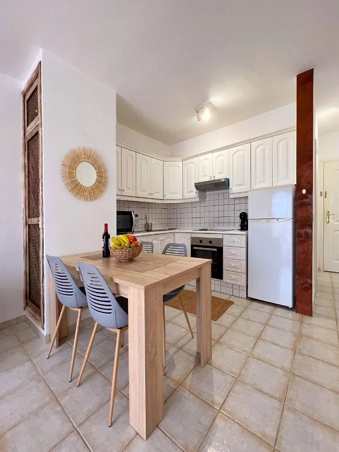 Magnolia Apartment Costa Adeje İspanya